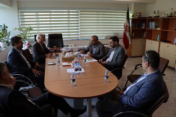 تقویت پیوندهای علمی با آغاز همکاری مشترک بین دانشگاه علوم پزشکی تهران و دانشگاه صنعتی شریف