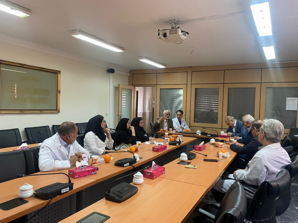 نشست مشترک روسای مراکز تحقیقاتی پژوهشکده سرطان انستیتوکانسر با معاون تحقیقات و فناوری دانشگاه برگزار شد